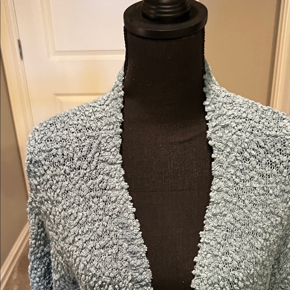 Listicle Light Blue Textured Cardigan - Picture 3 of 11